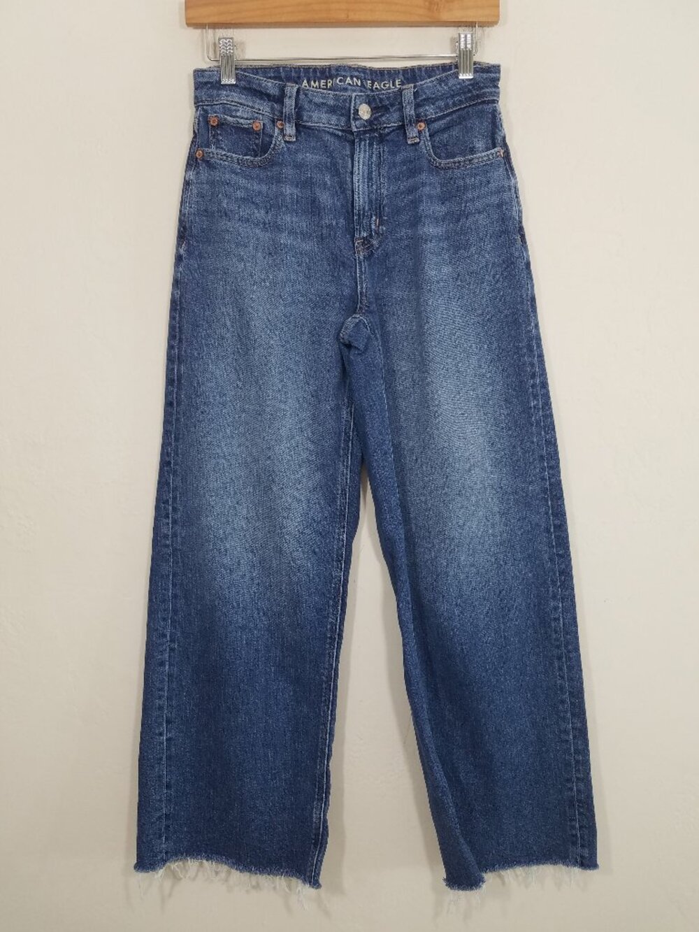 American Eagle Baggy Wide Leg Super High Rise Jeans Raw Hem Blue Size 0
